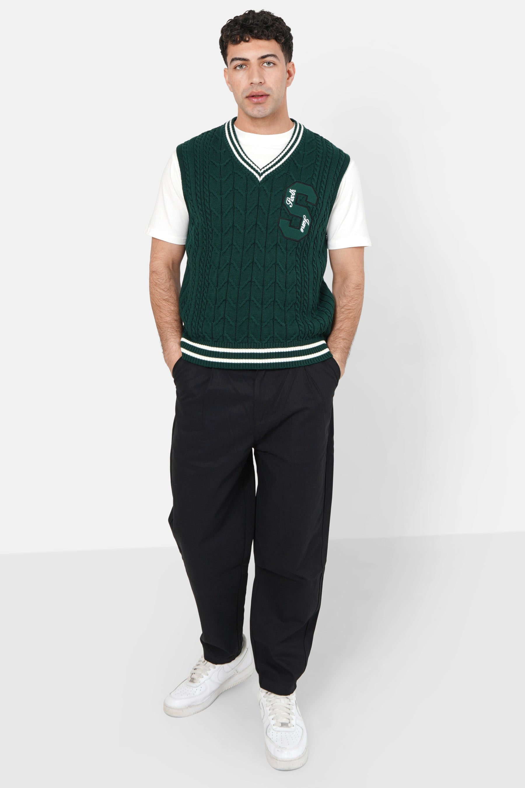 Pantalon uni carrot Noir