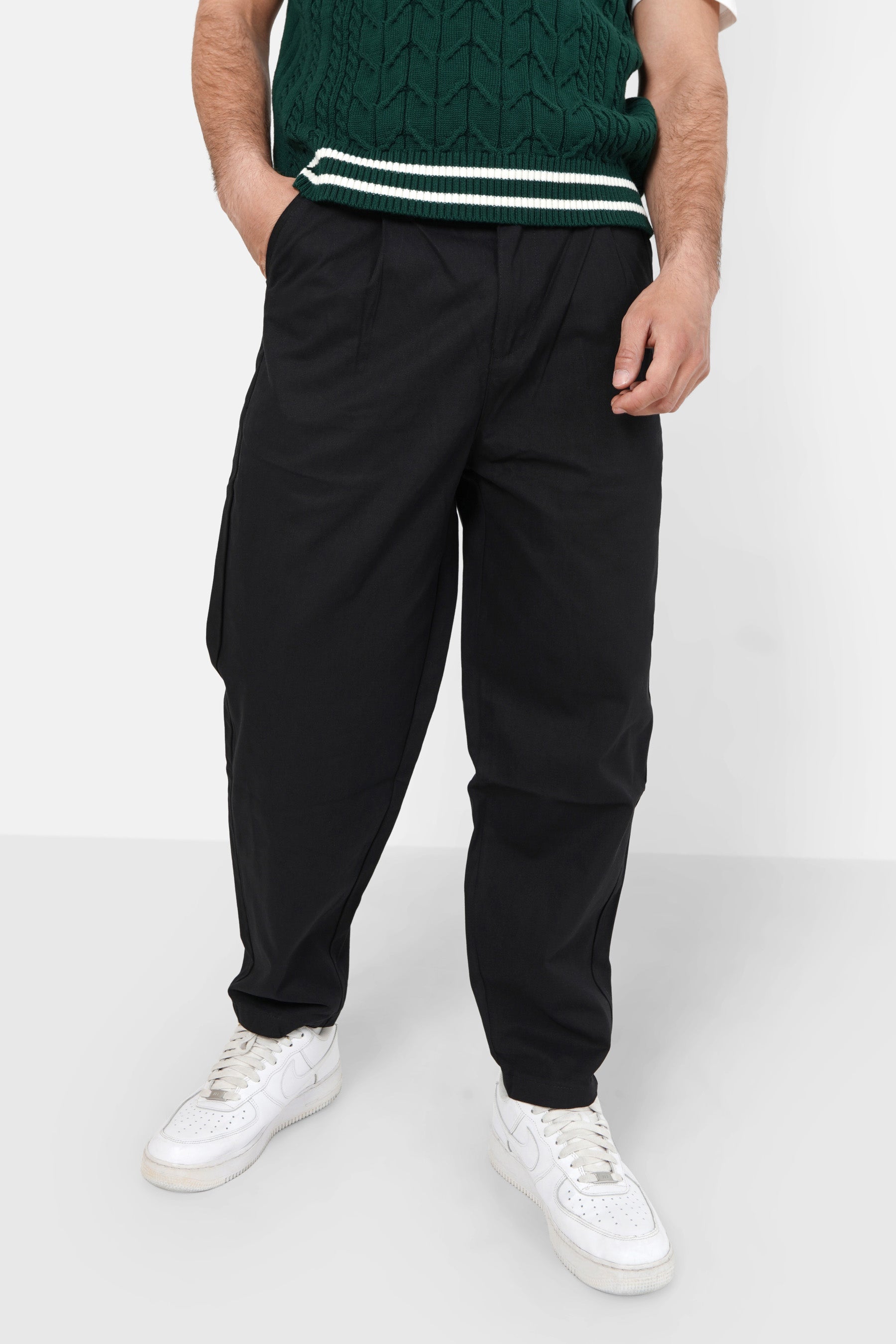 Pantalon uni carrot Noir