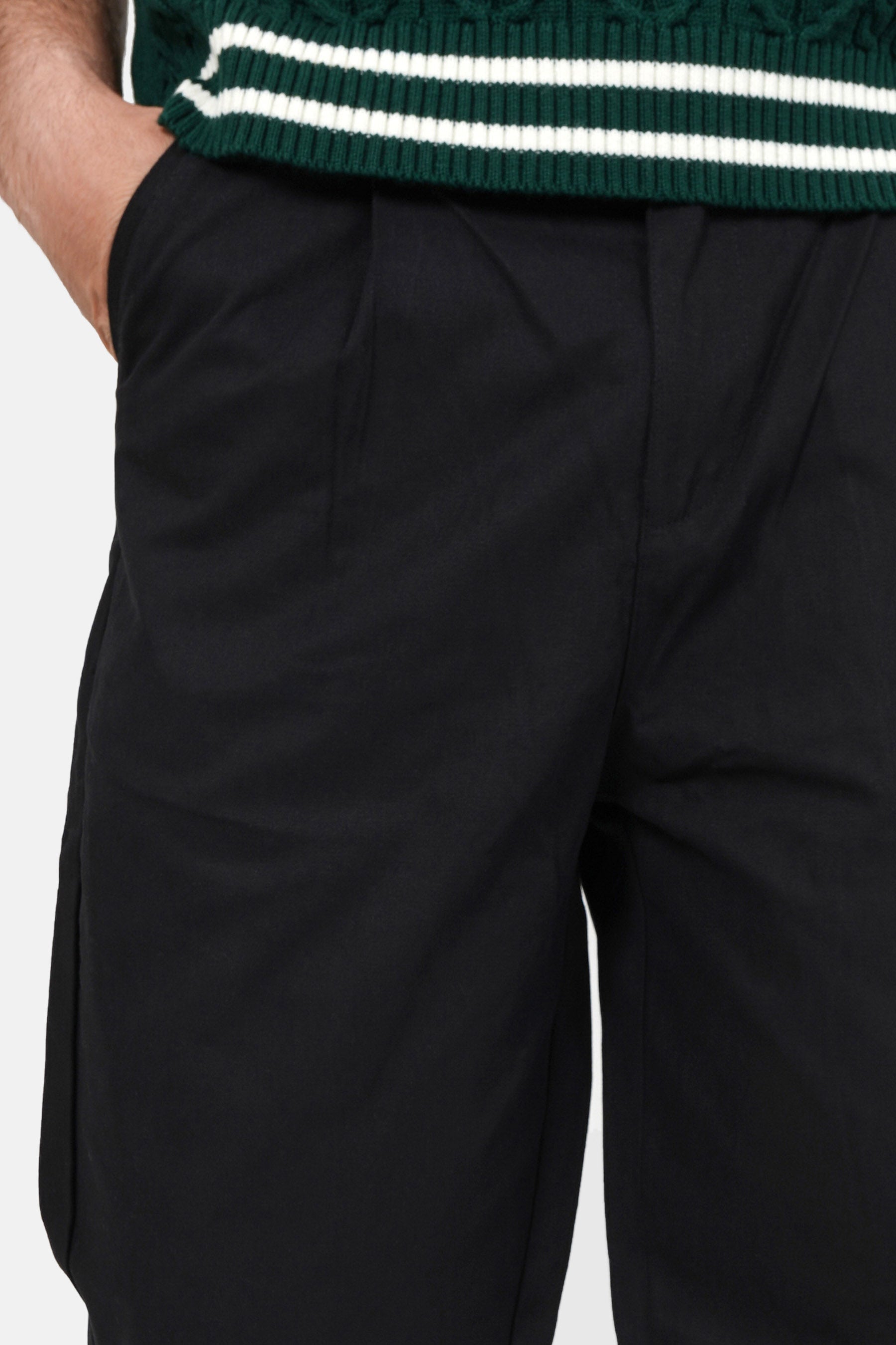Pantalon uni carrot Noir