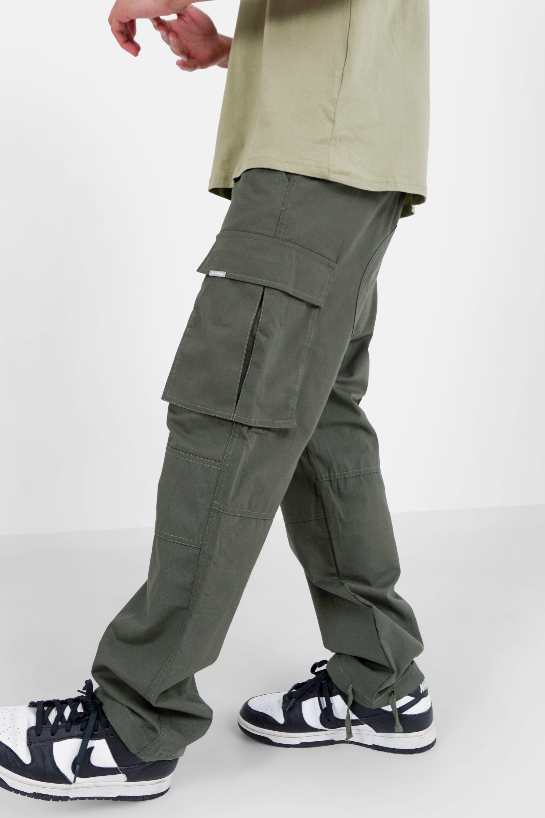 Sixth June - Pantalon cargo résistant Vert Kaki