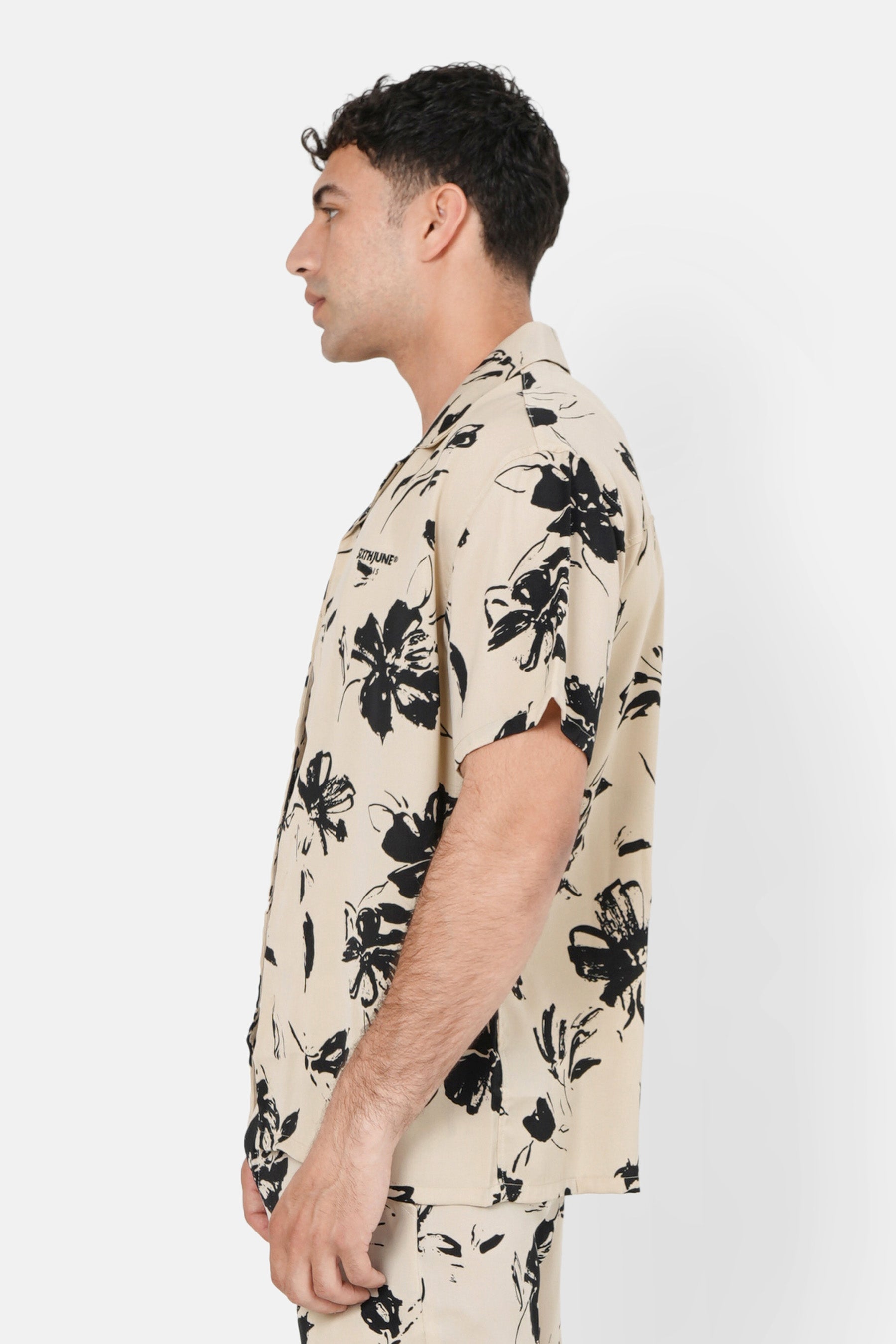 Floral print shirt Black