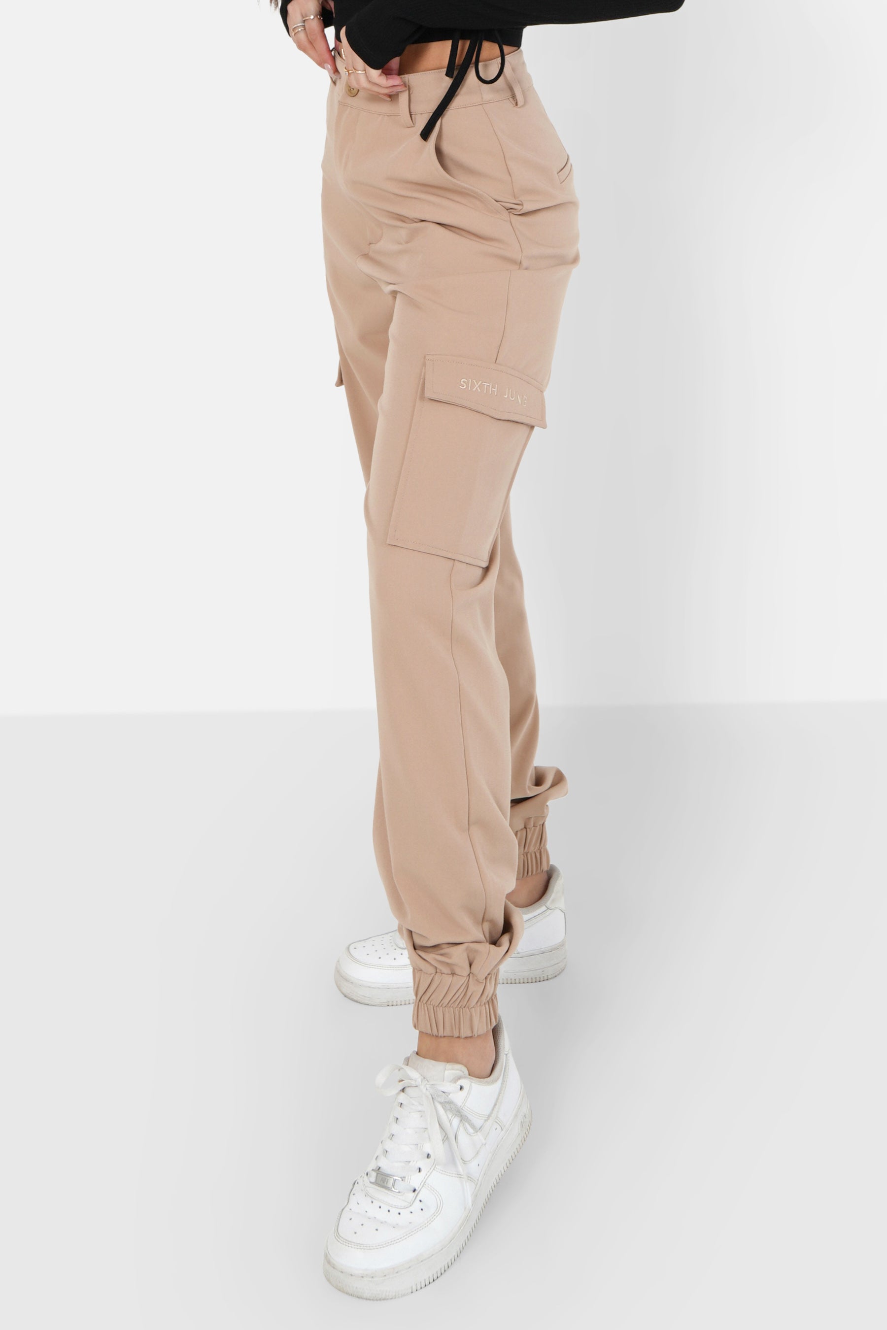 Embroidered cargo pants Beige