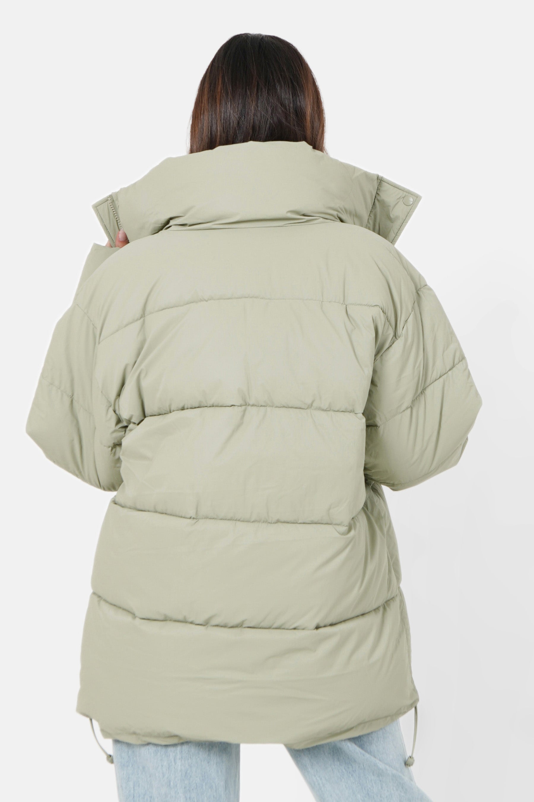 Mid-length embroidered logo puffer light Green