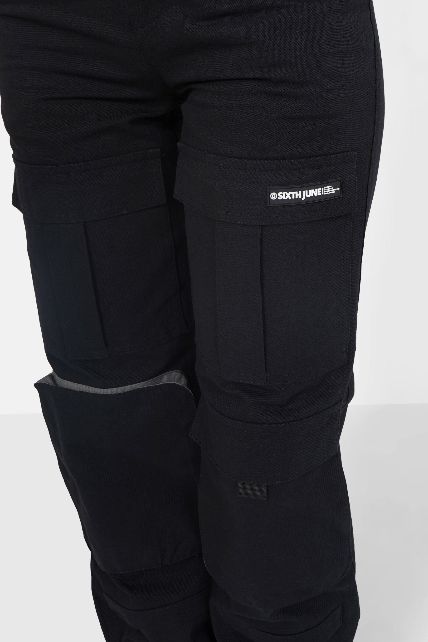 Elastische Knöchel-Cargohose Schwarz