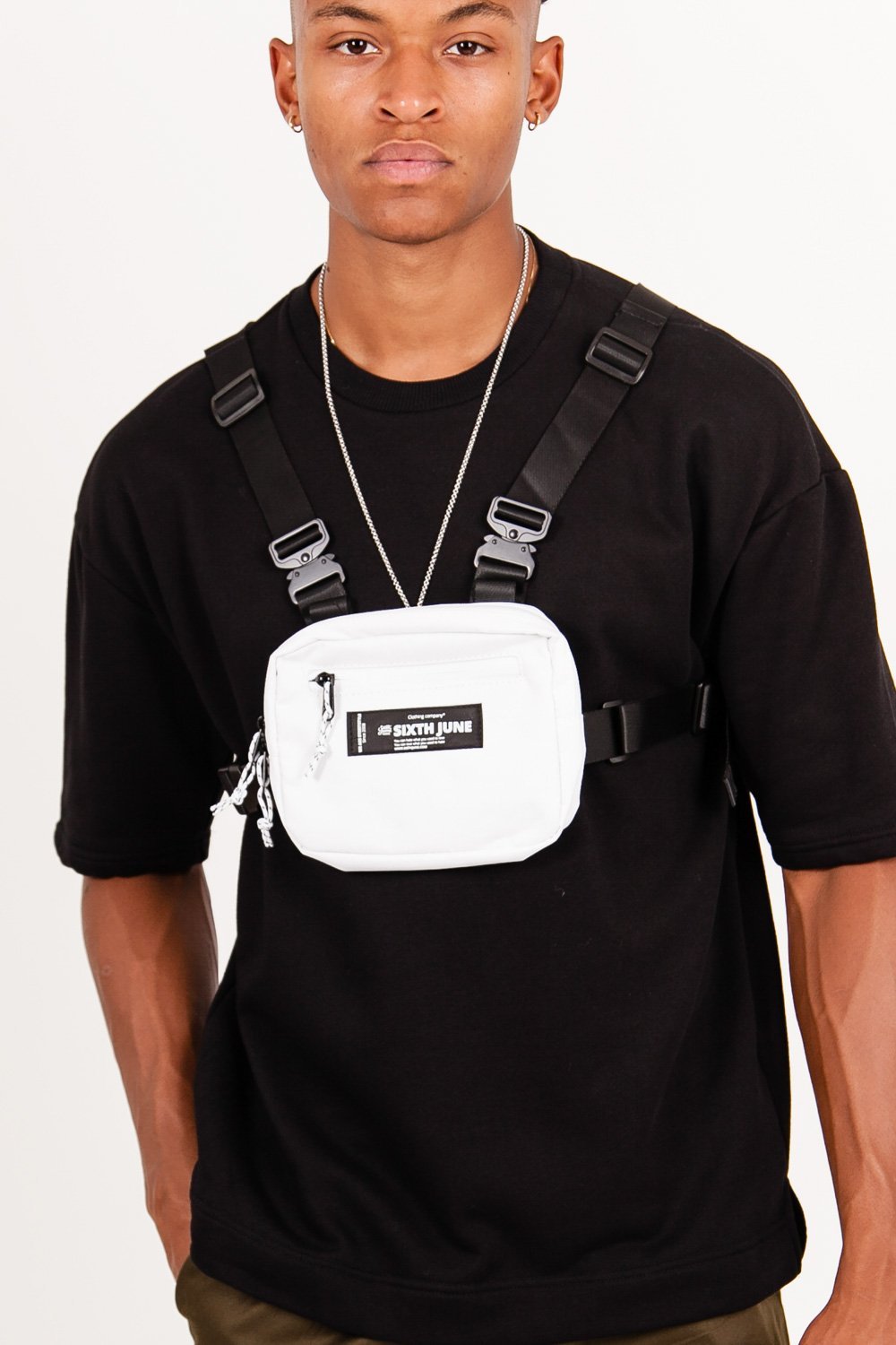 Sixth June - Mini sac poitrine boucle zip logo blanc