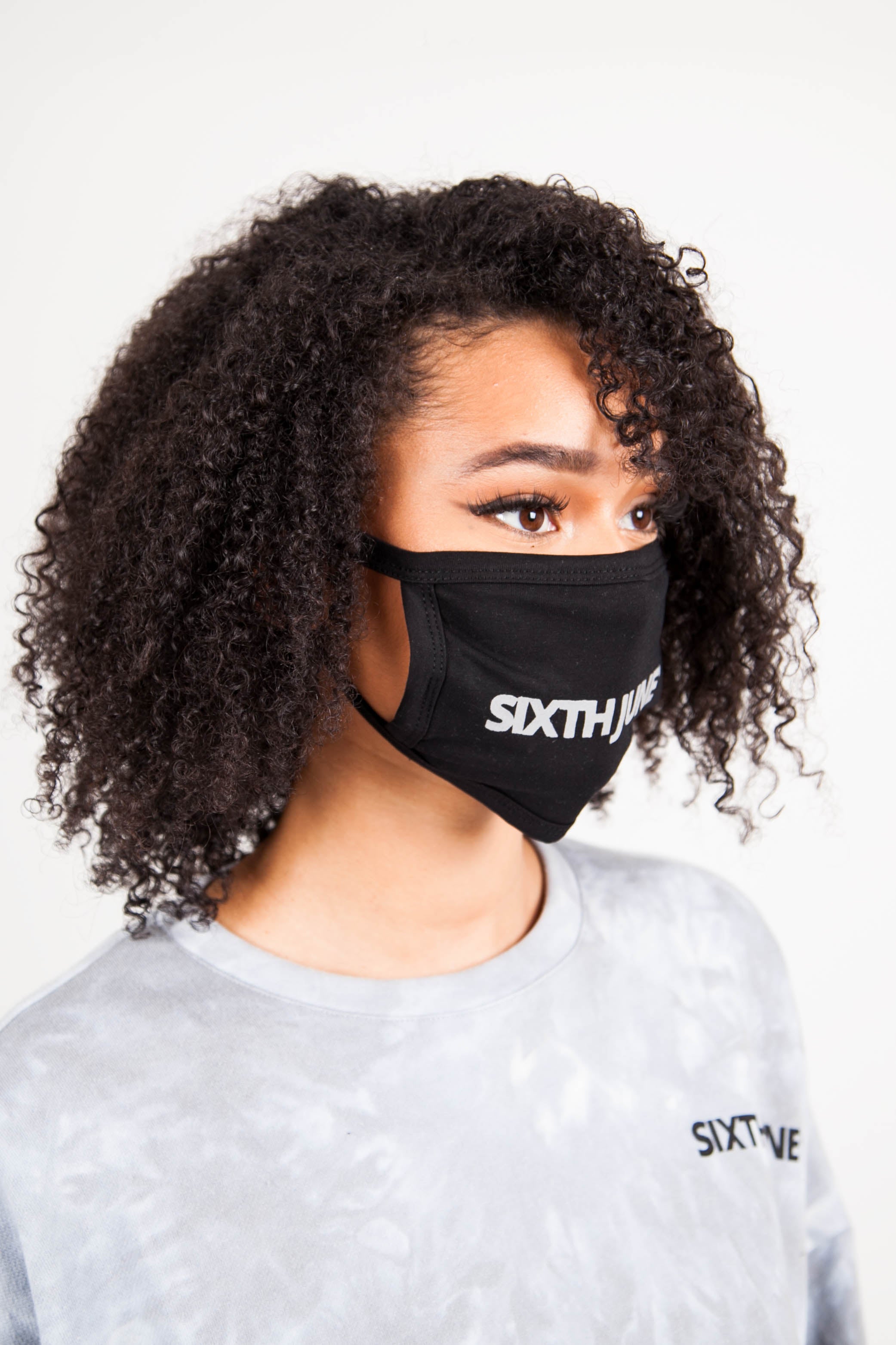 Sixth June - Masque imprimé brillant noir