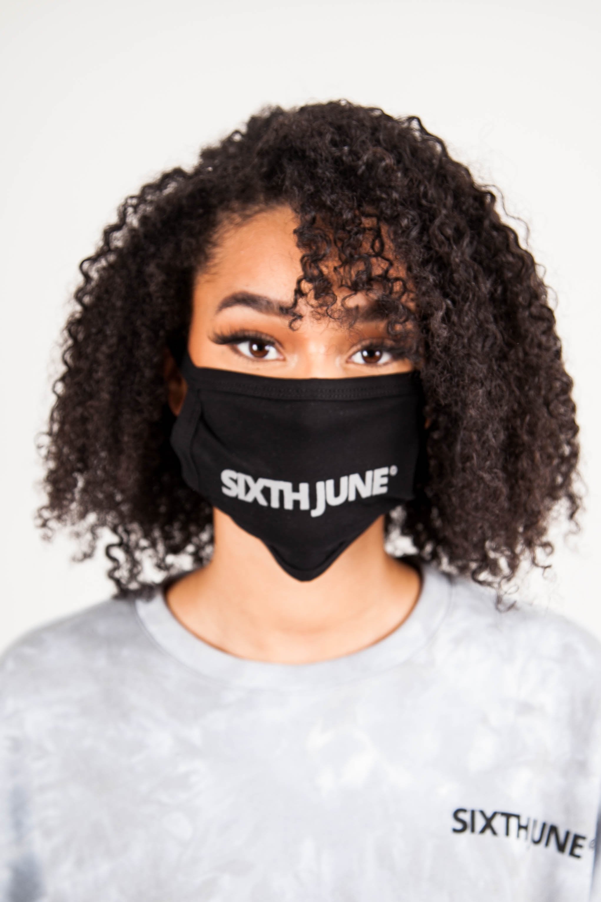 Sixth June - Masque imprimé brillant noir