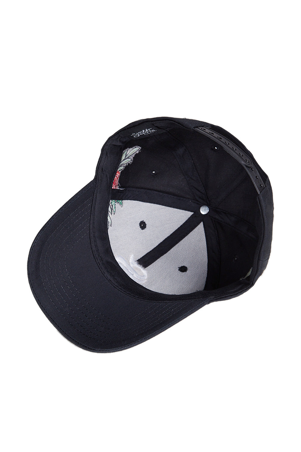 Sixth June - Casquette gothique fleurs noir doré