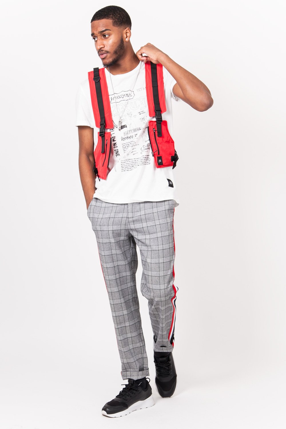 Light Short Tactical Vest Red Black