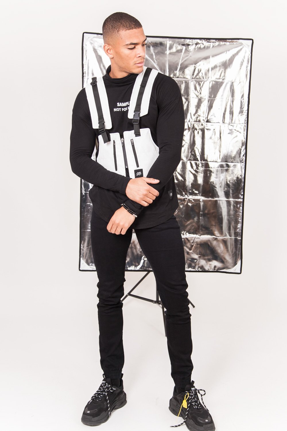 Light Reflective Tactical Vest White Black