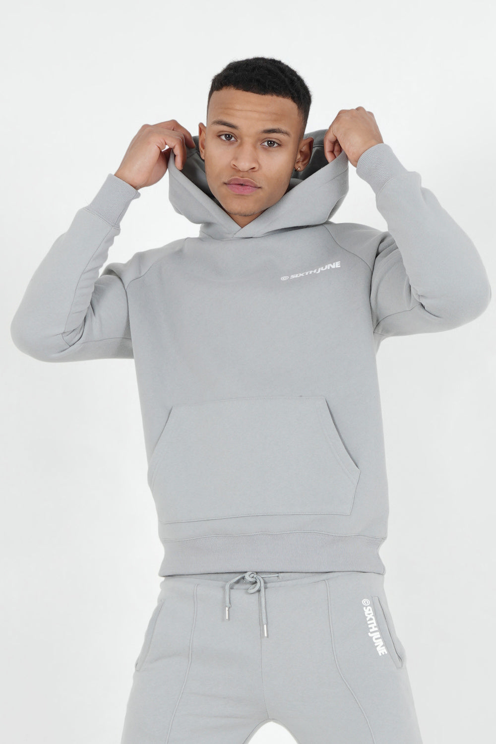 Sixth June - Sweat capuche molletonné logo Gris