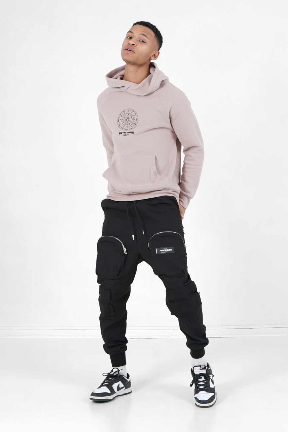 Sixth June - Sweat capuche signes zodiaque Rose clair