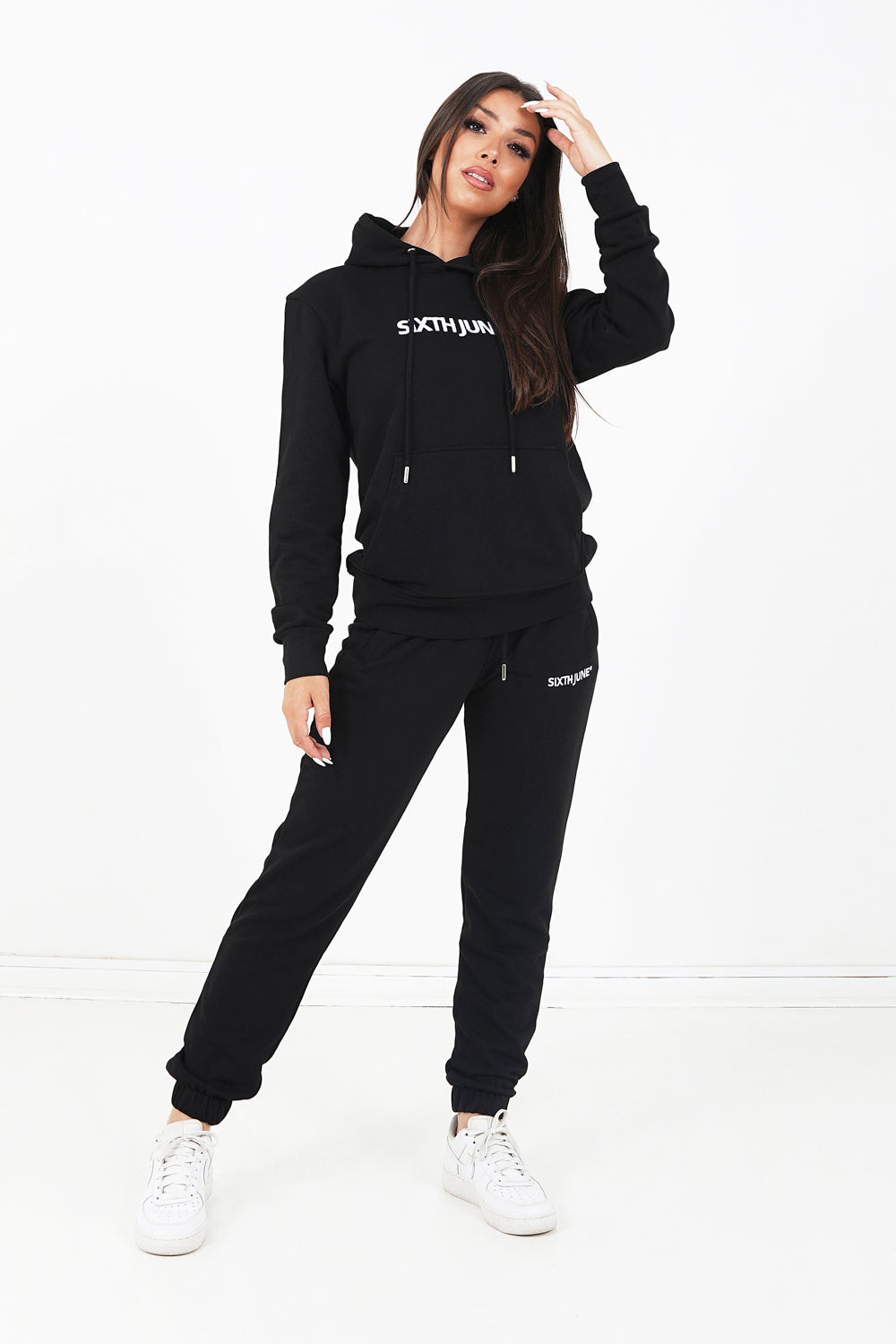 Sixth June - Sweatshirt capuche logo brodé Noir