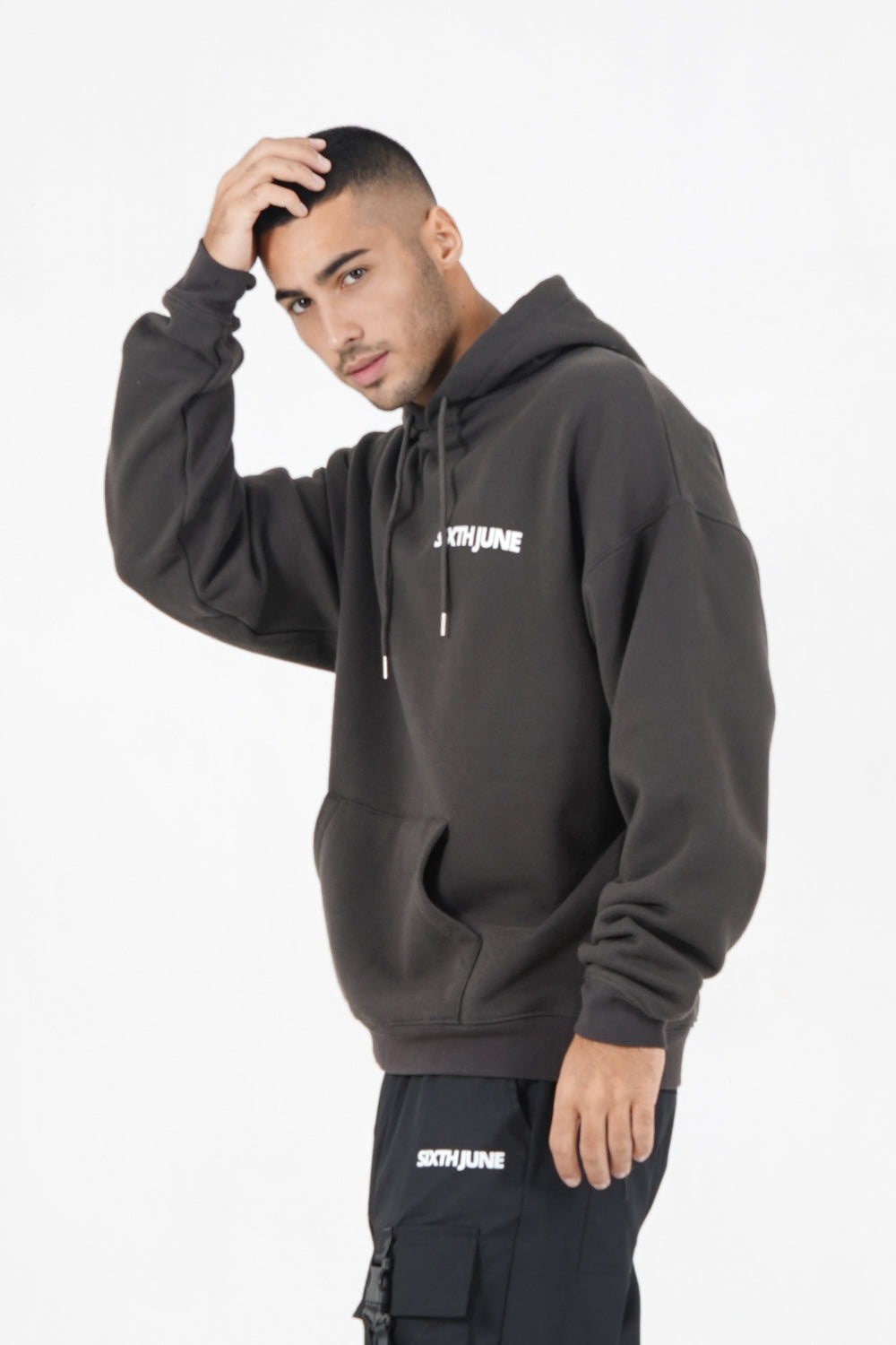Sixth June - Sweat capuche oversize logo décalé Gris foncé