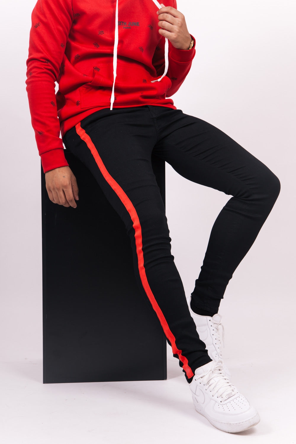 Sixth June - Jean bande rouge noir