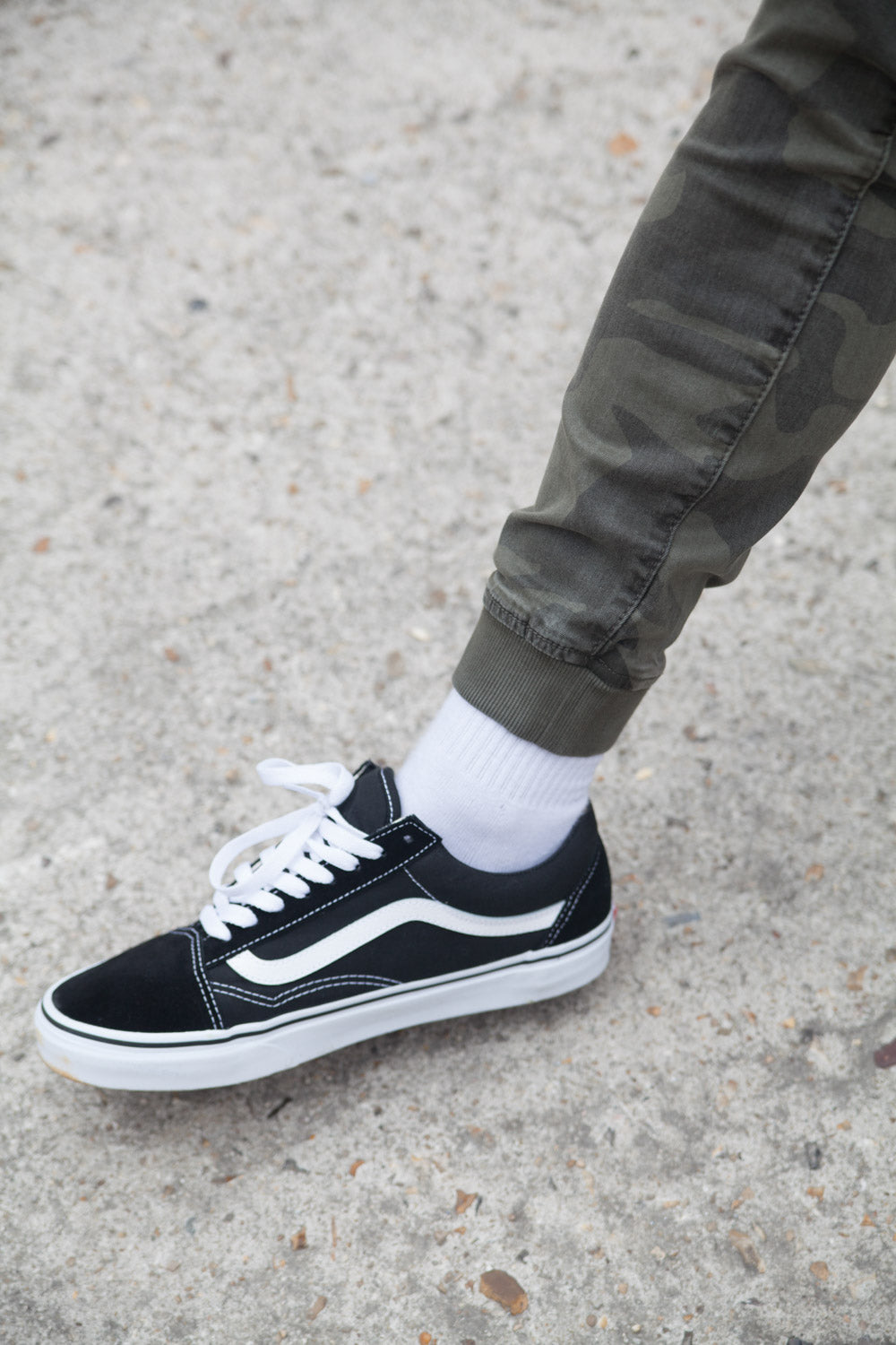 Sixth June - Jean jogging camouflage vert