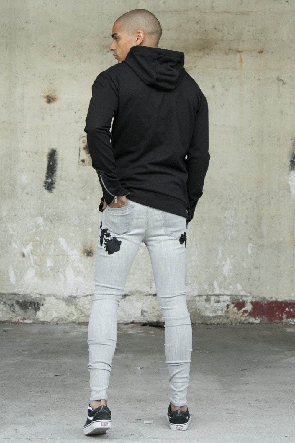 Jean broderie roses gris