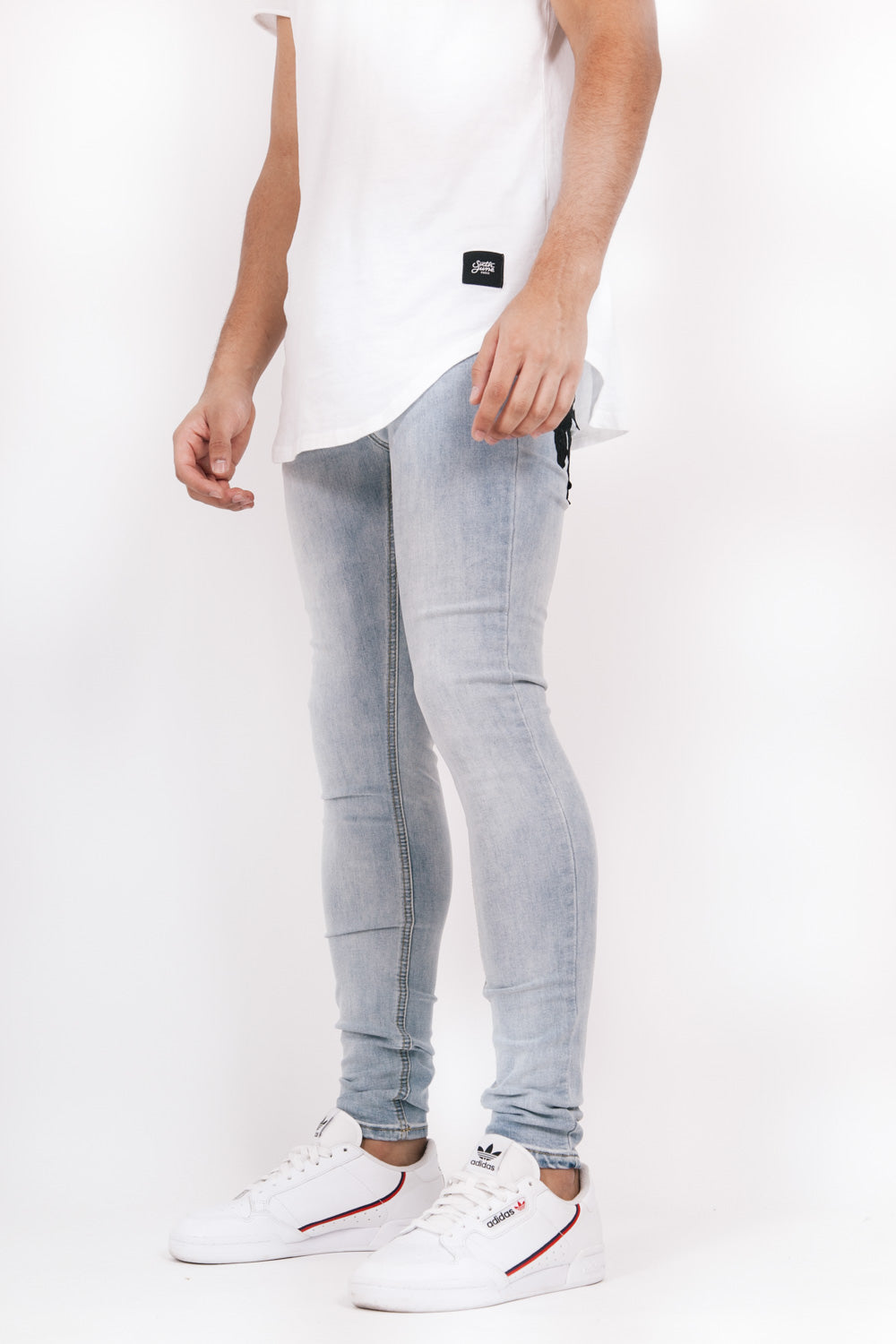 Sixth June - Jean broderie roses bleu