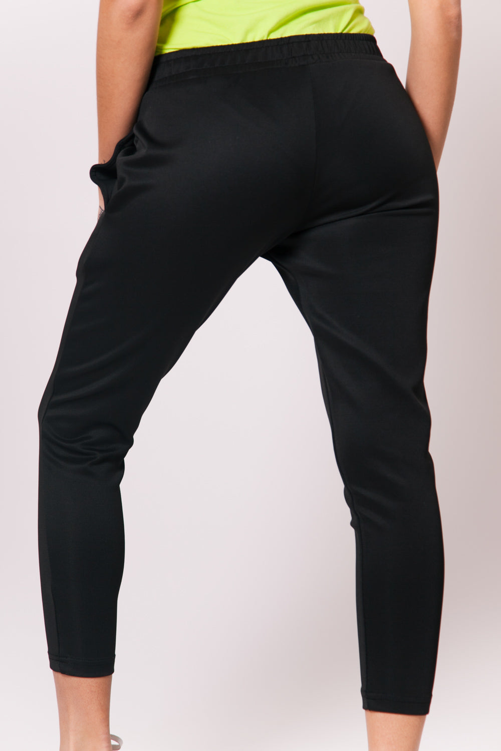 Sixth June - Jogging court signature logo noir