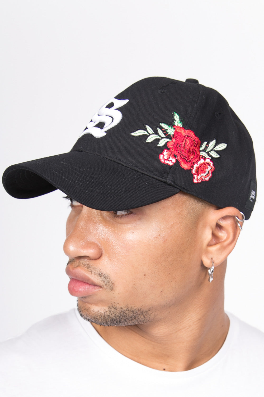 Sixth June - Casquette gothique fleurs noir doré