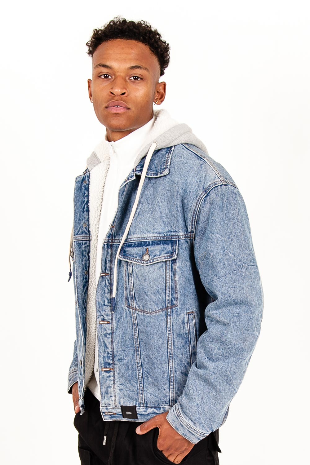 Sixth June - Veste en jean sherpa capuche bleu