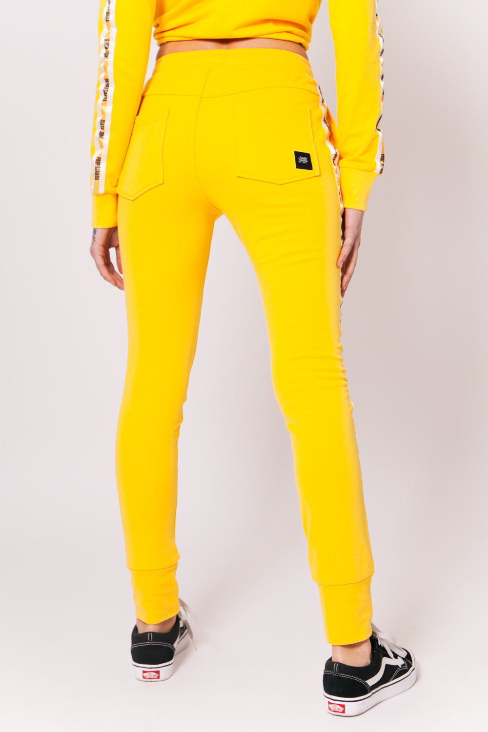 Sixth June - Jogging Propaganda bandes jaune