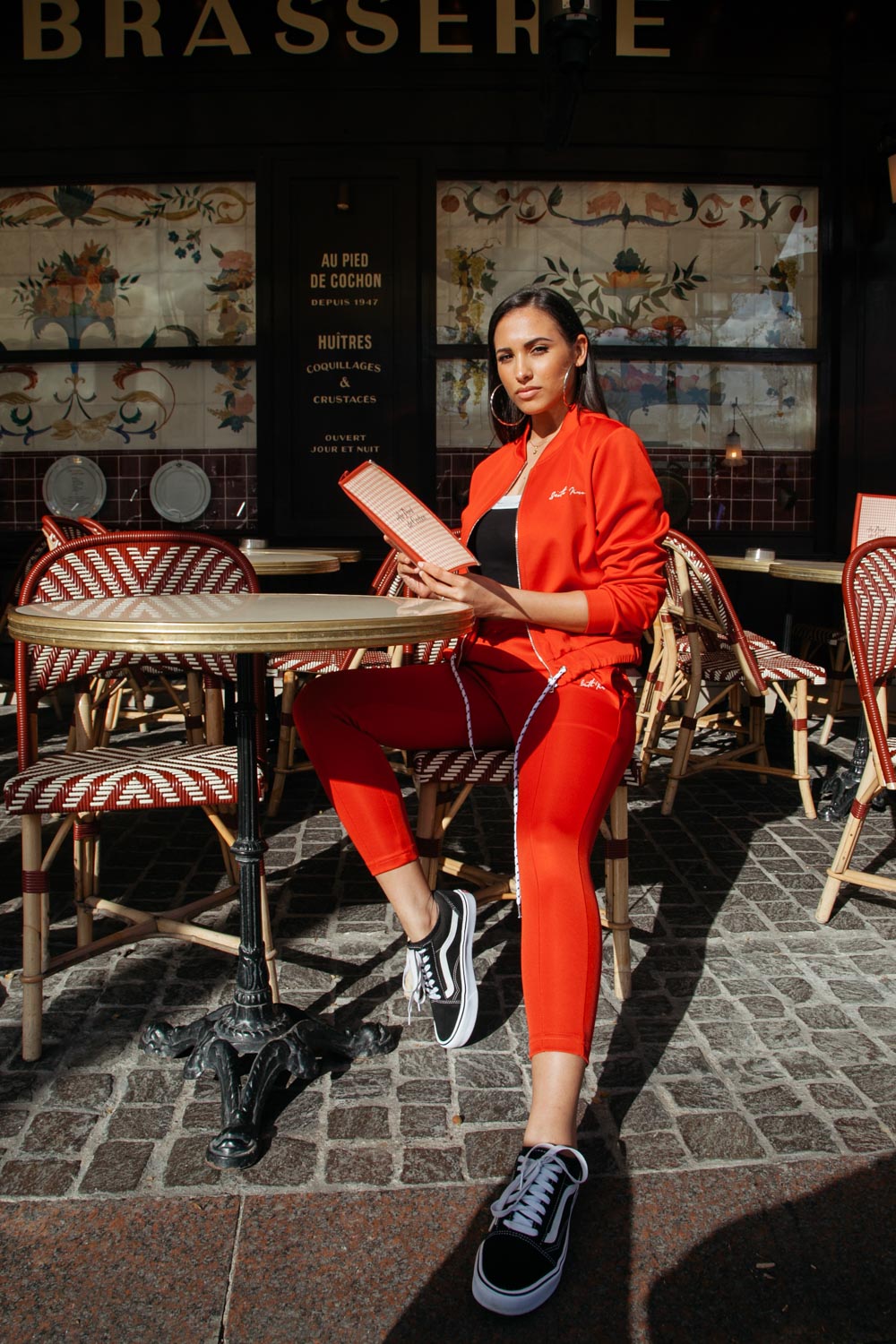 Sixth June - Jogging court signature logo rouge