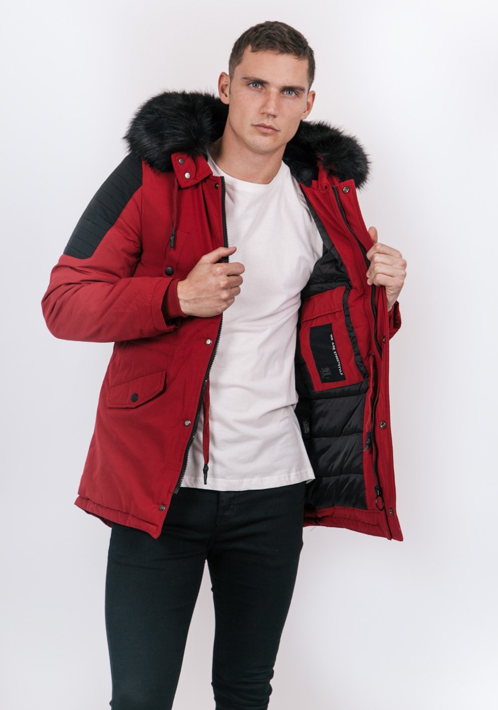 Rot-schwarzer Biker-Parka aus Fell