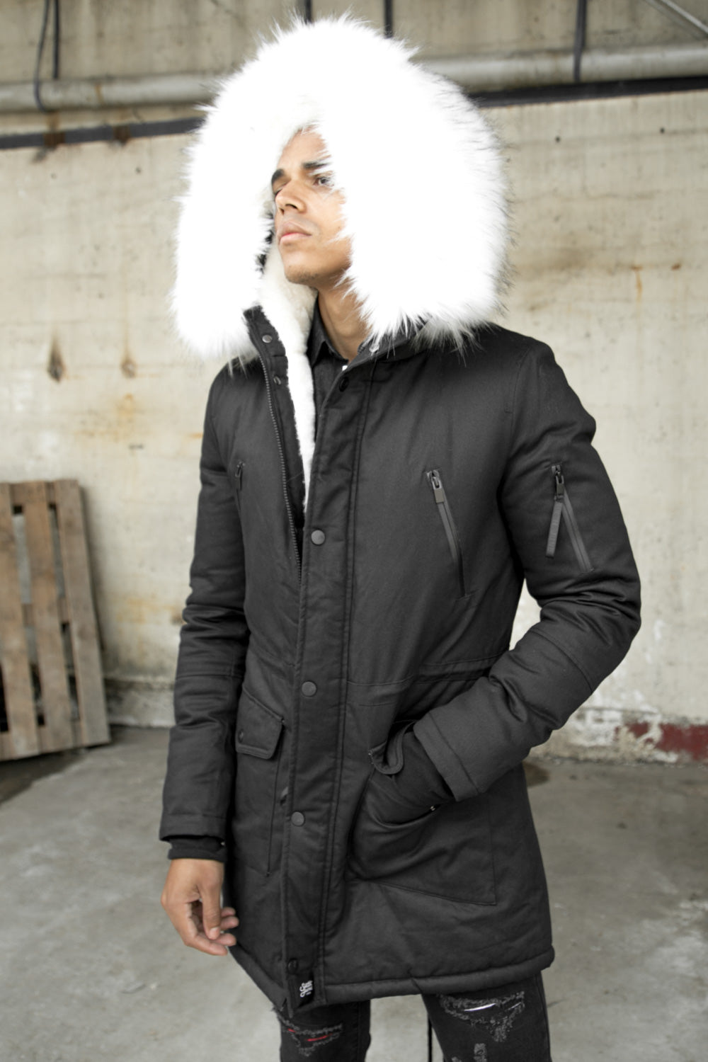 Sixth June - Parka capuche large fourrure noir blanc