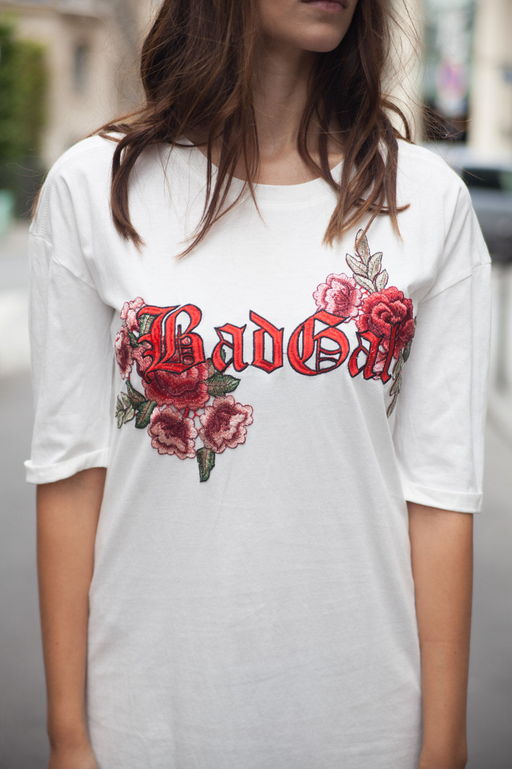 Sixth June - Robe déchirée broderie roses blanc