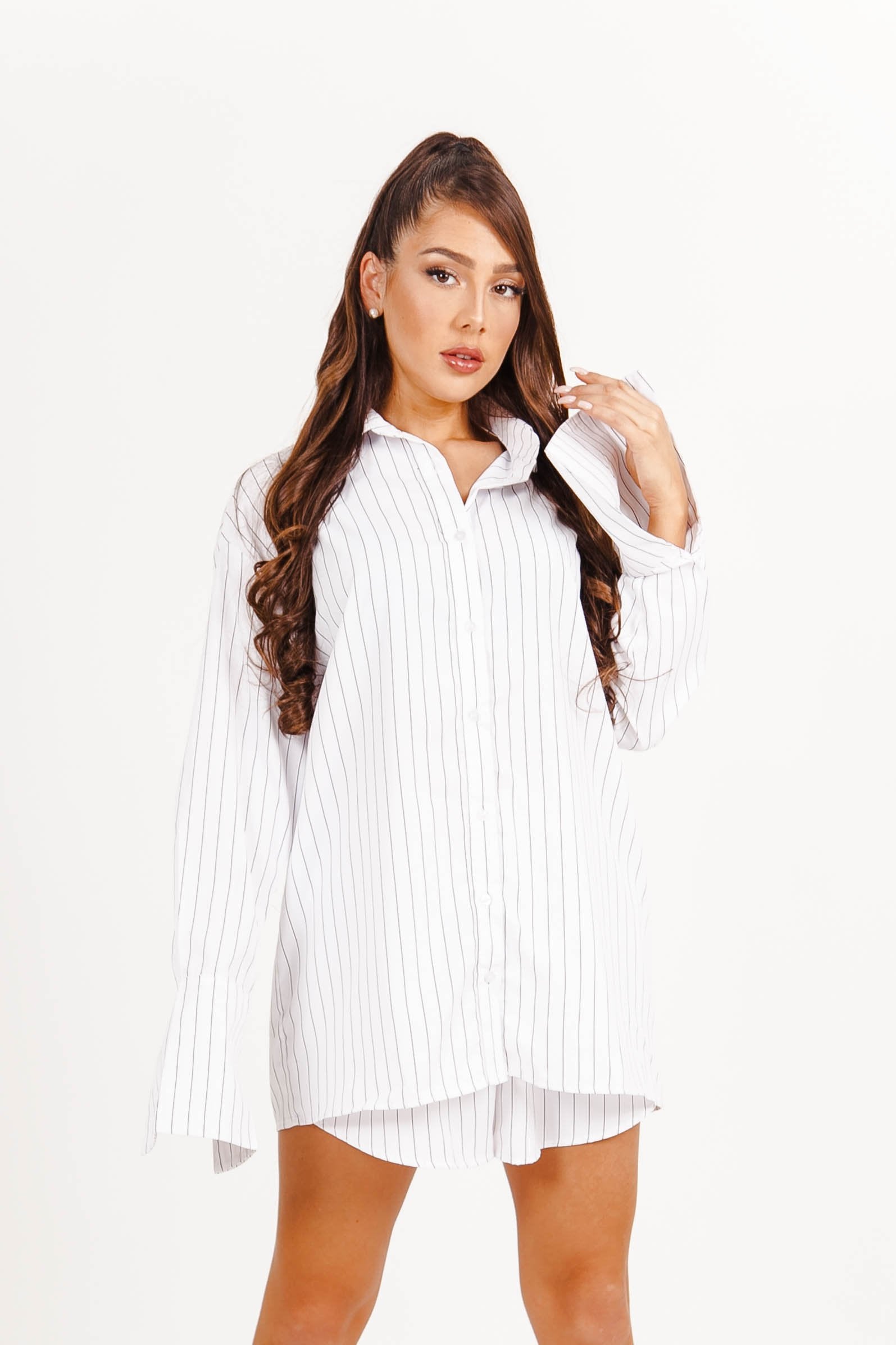 Chemise à rayures large imprimé blanc