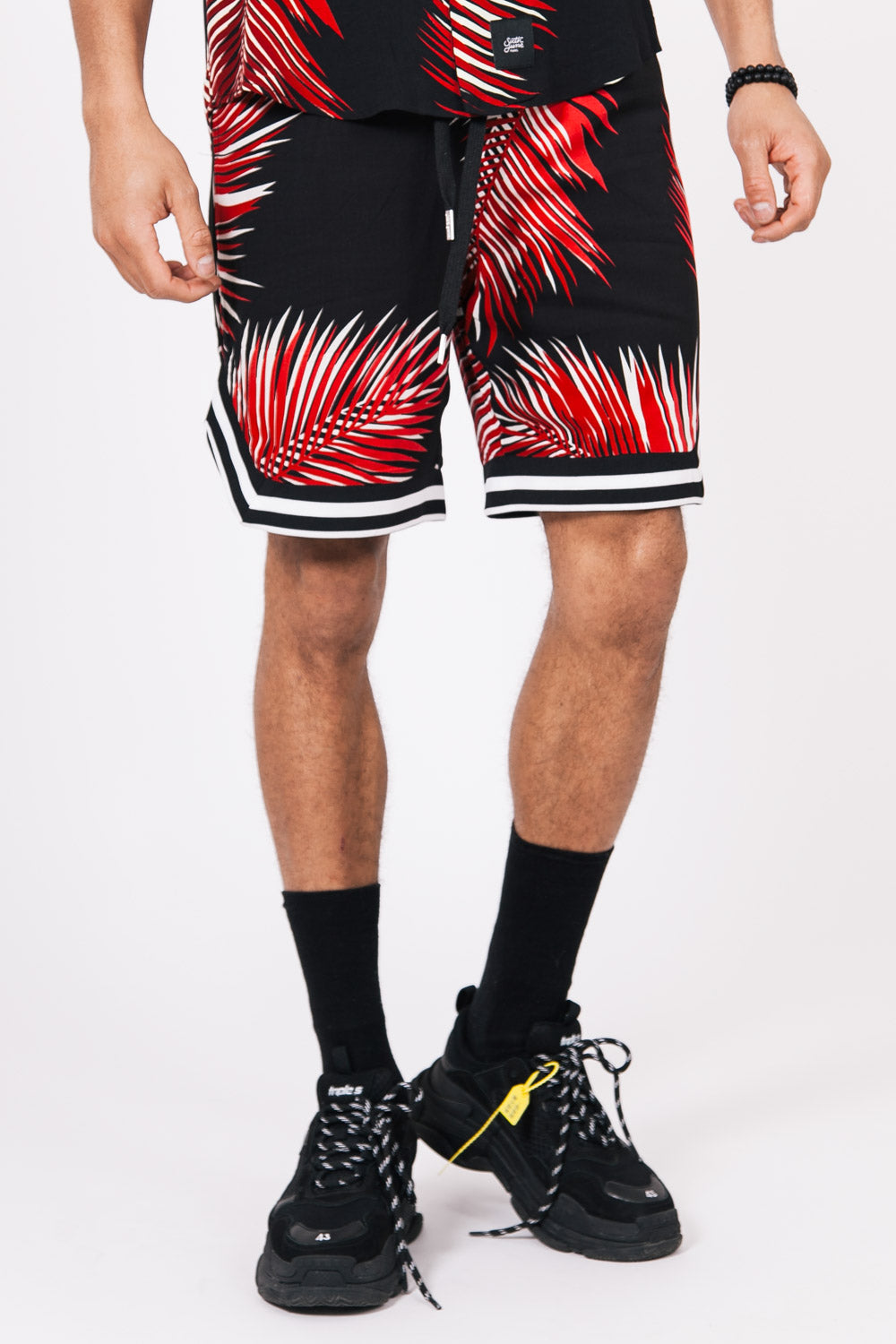 Sixth June - Short feuilles palmiers noir rouge
