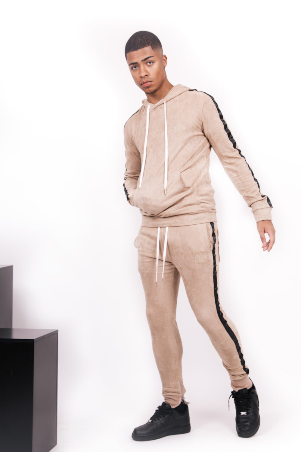 Sixth June - Jogging suédine bandes beige