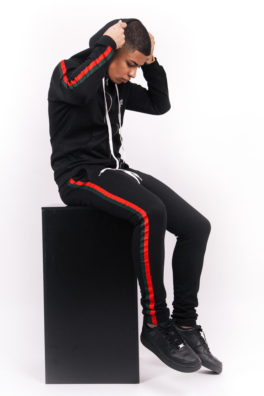 Sixth June - Sweat capuche bandes bicolores noir rouge vert