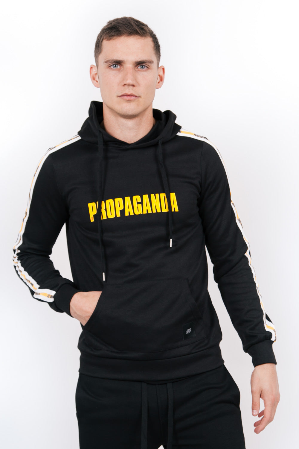 Sixth June - Sweat capuche Propaganda bandes noir