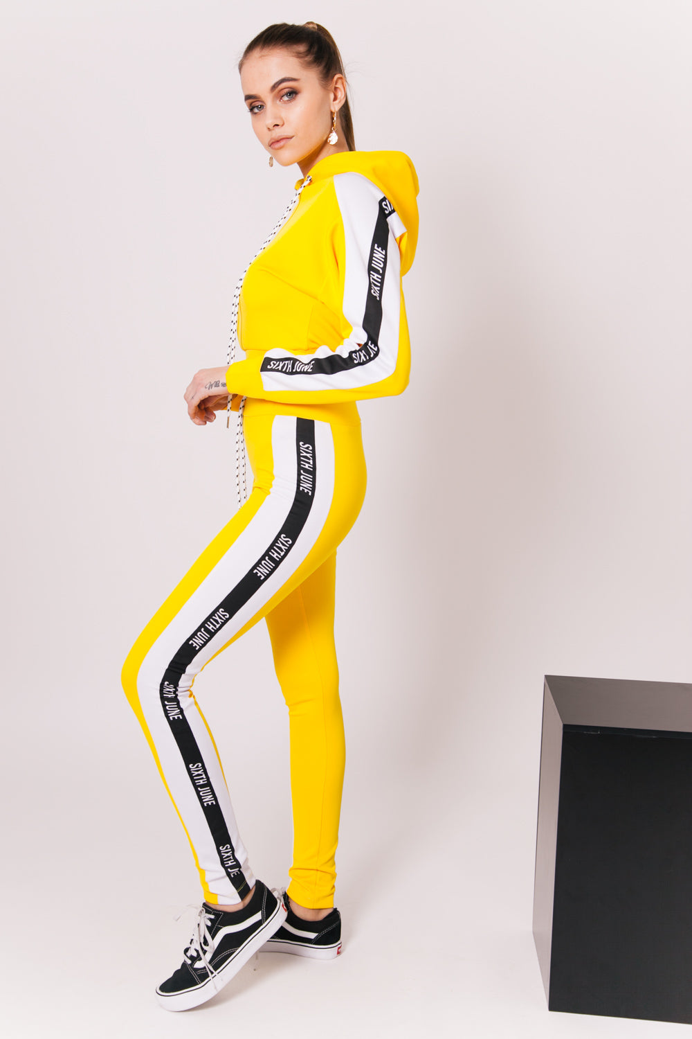 Sixth June - Sweatshirt court bandes logo jaune