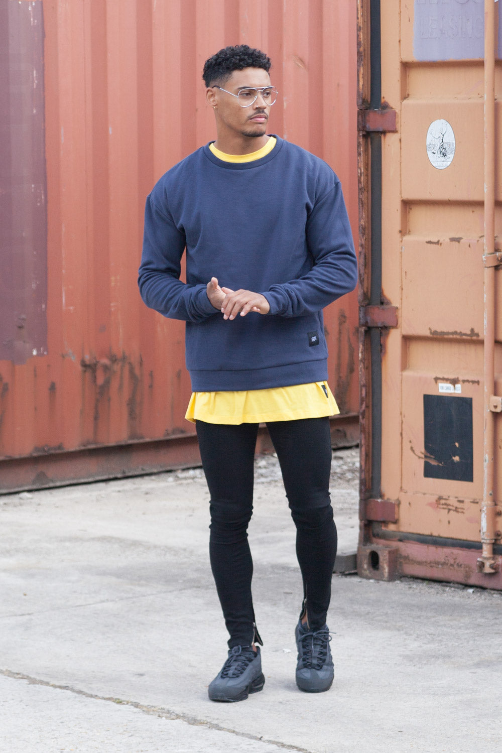 Sixth June - Sweat-shirt col rond classique Sixth June bleu foncé