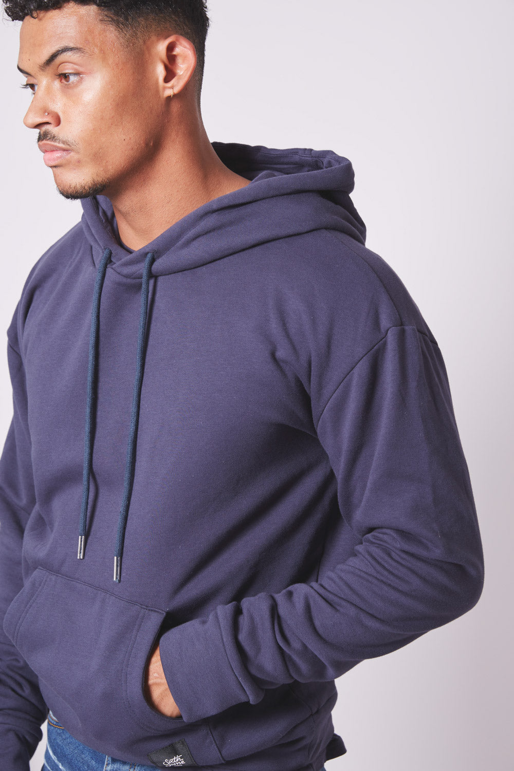 Sixth June - Sweat capuche classique Sixth June bleu foncé