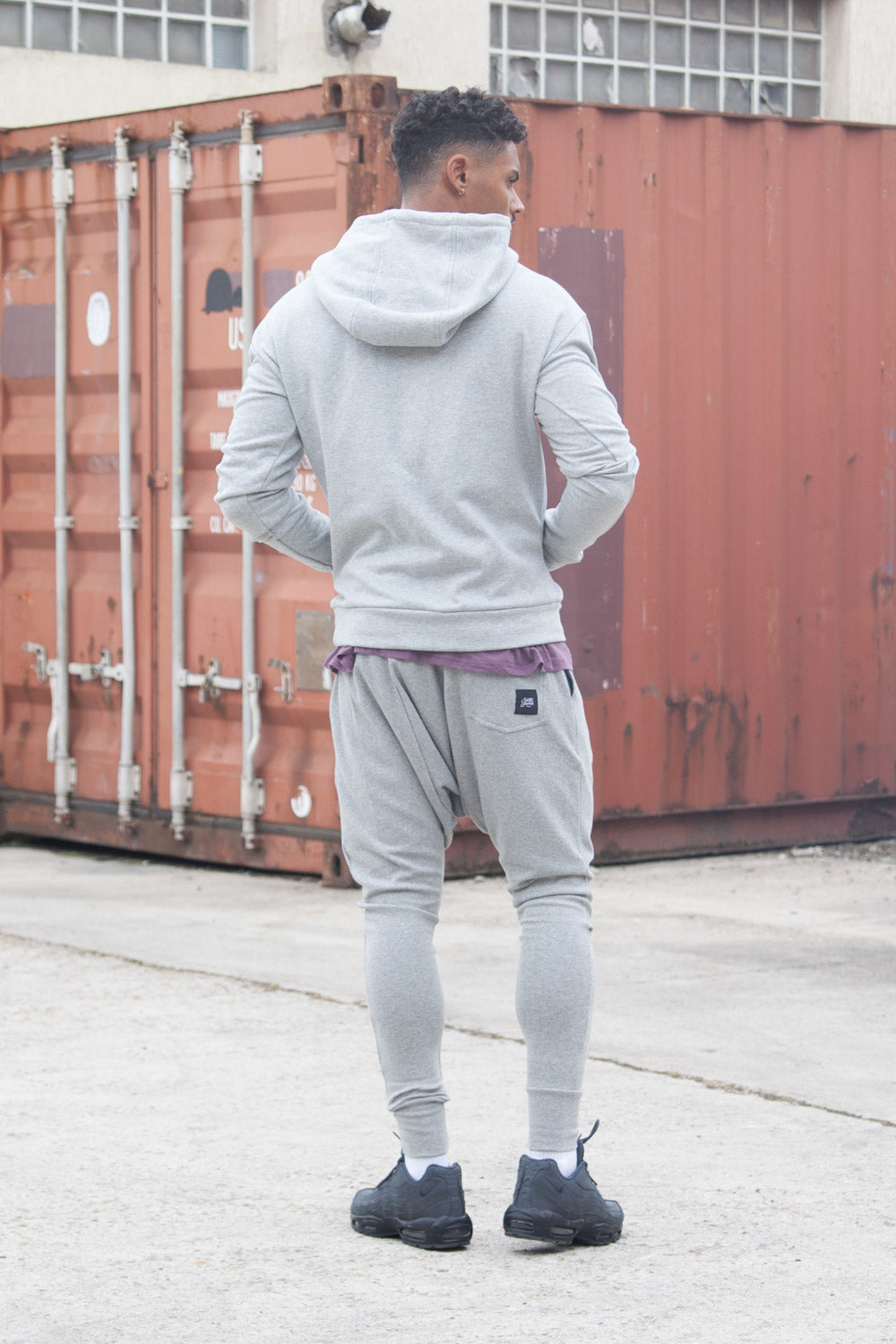 Sixth June - Sweat capuche classique Sixth June gris clair