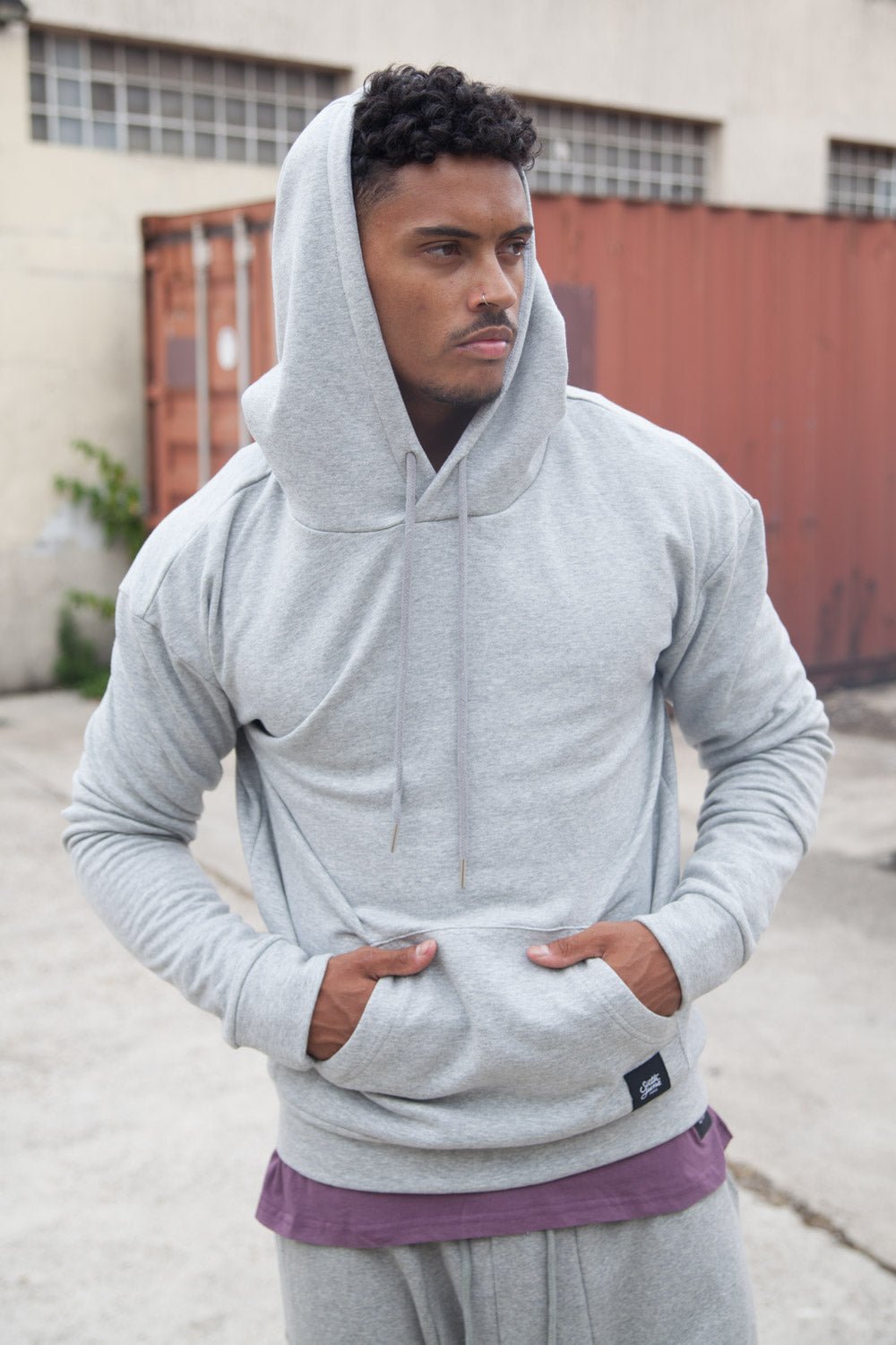 Sixth June - Sweat capuche classique Sixth June gris clair