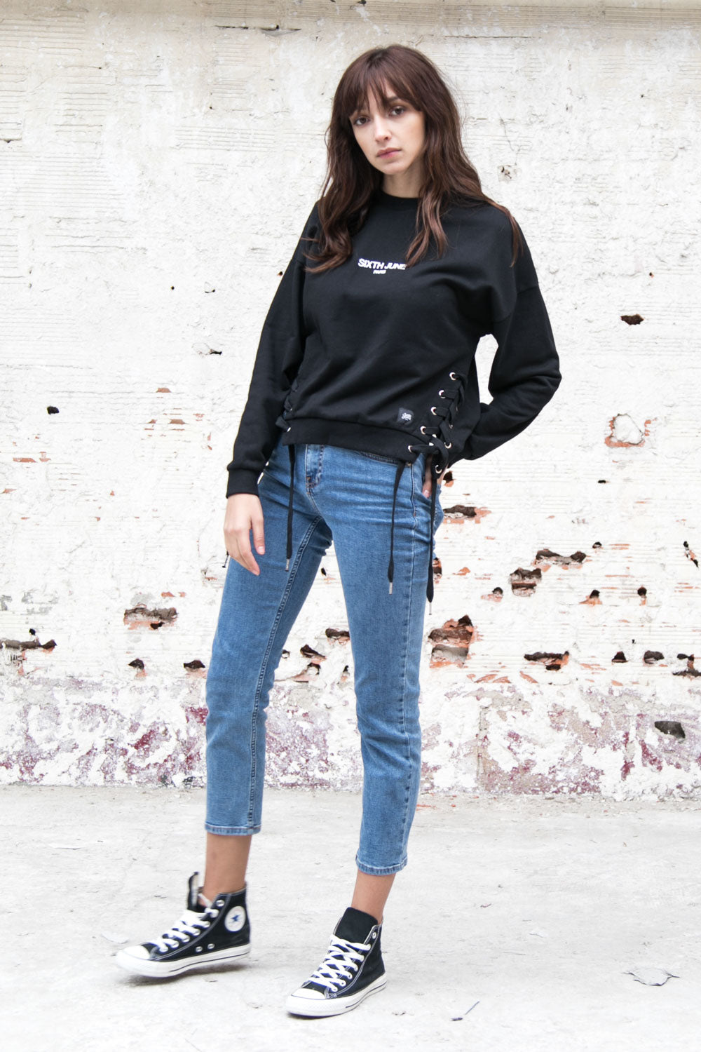 Sixth June - Sweat capuche lacage côté logo noir