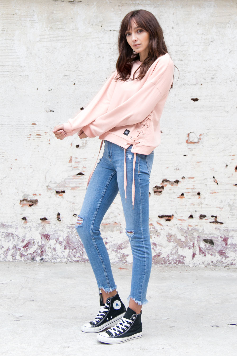 Sixth June - Sweat capuche lacage côté logo rose