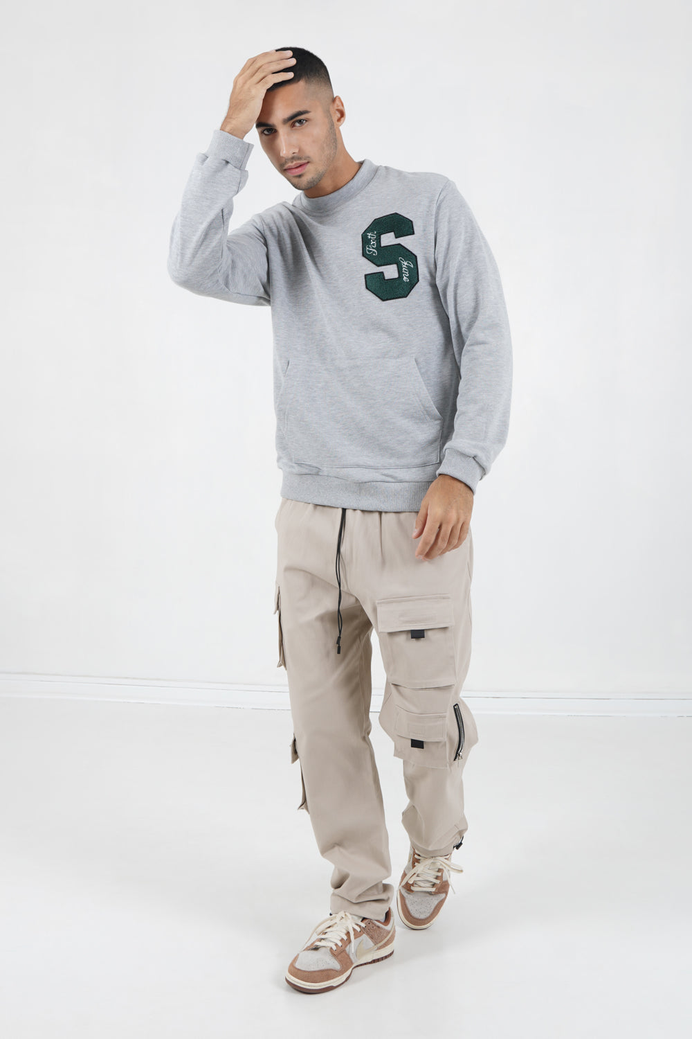 Sixth June - Sweat logo patch université Gris