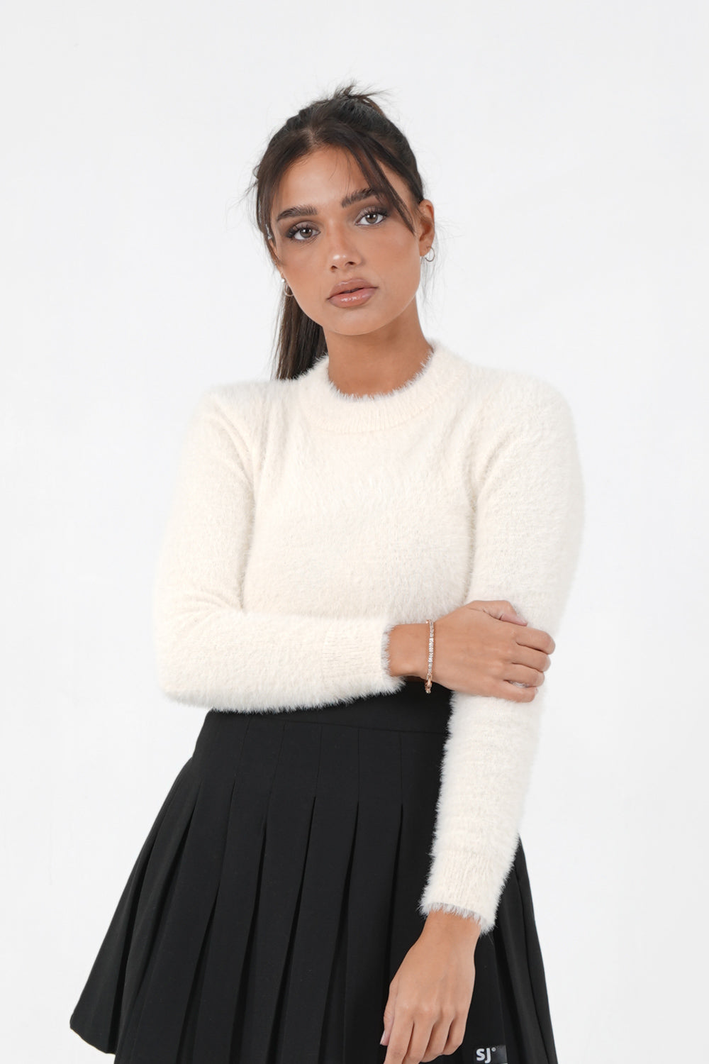 Pull court duveteux beige
