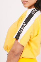 T-Shirt court bandes logo jaune