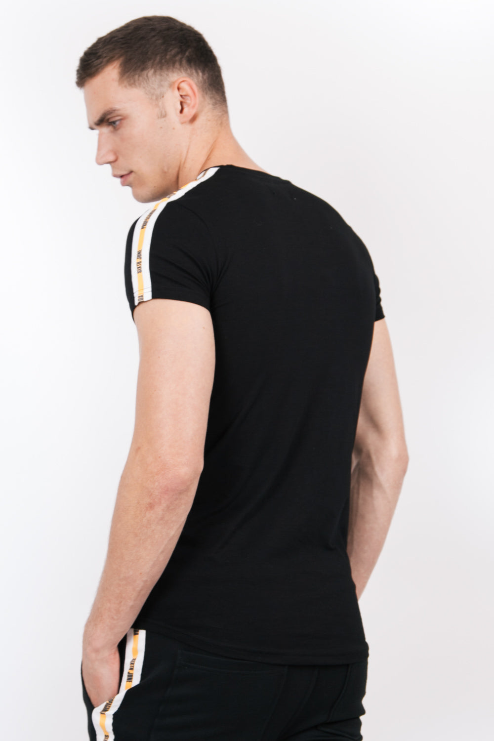 Sixth June - T-shirt Propaganda bandes noir