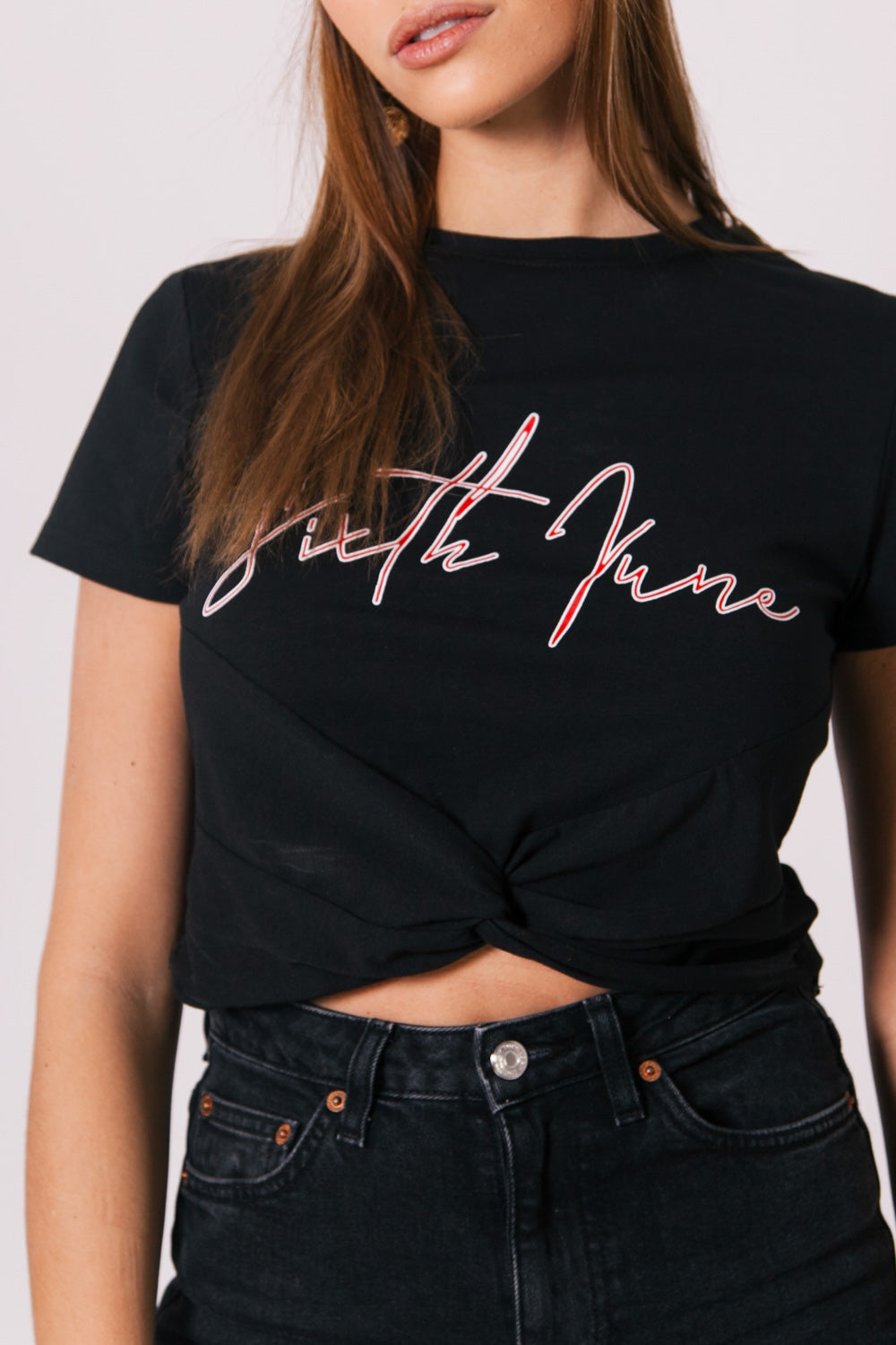 Sixth June - Crop-top noeud logo noir