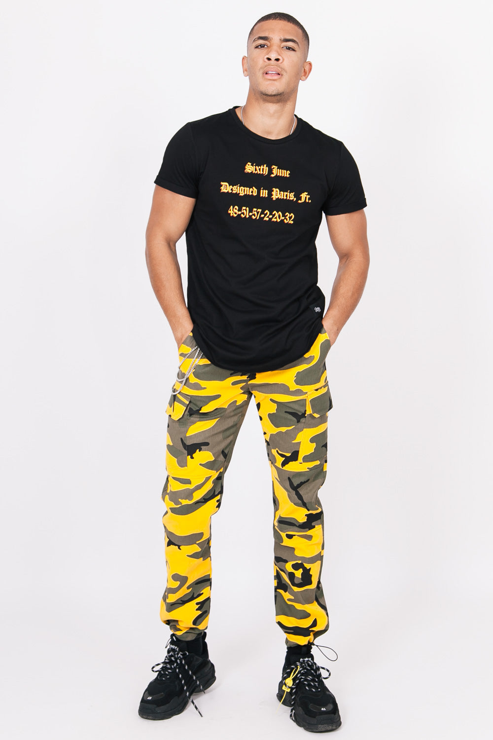 Sixth June - T-shirt gothique "designed in Paris" noir jaune