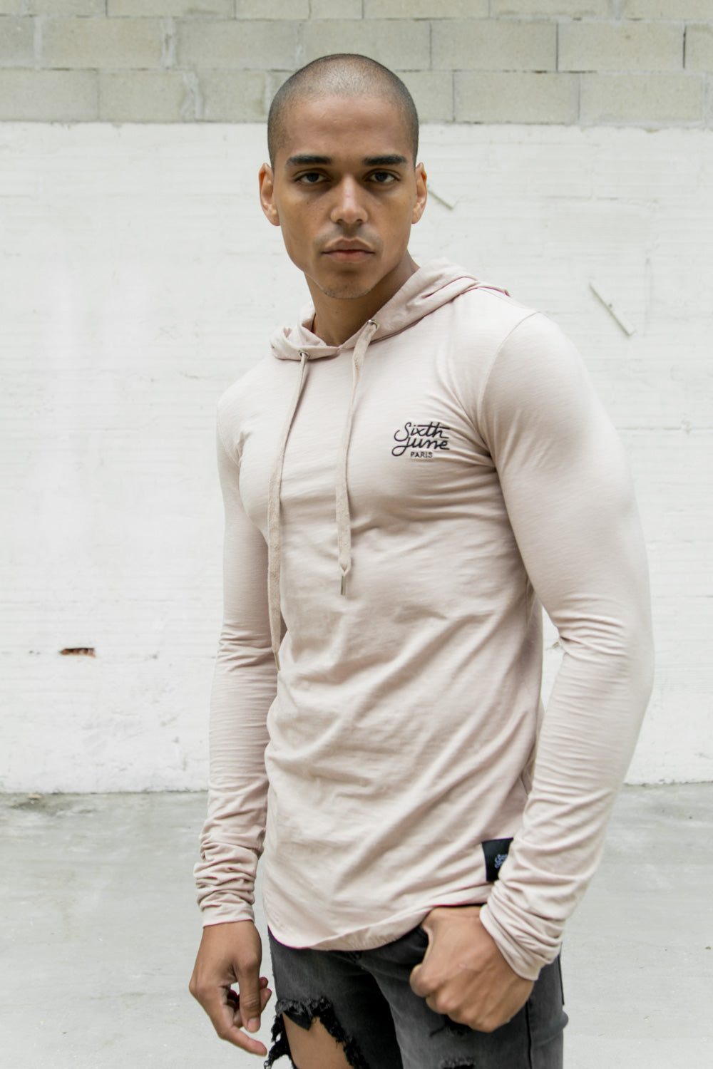 Sixth June - T-shirt capuche moulant logo rose clair