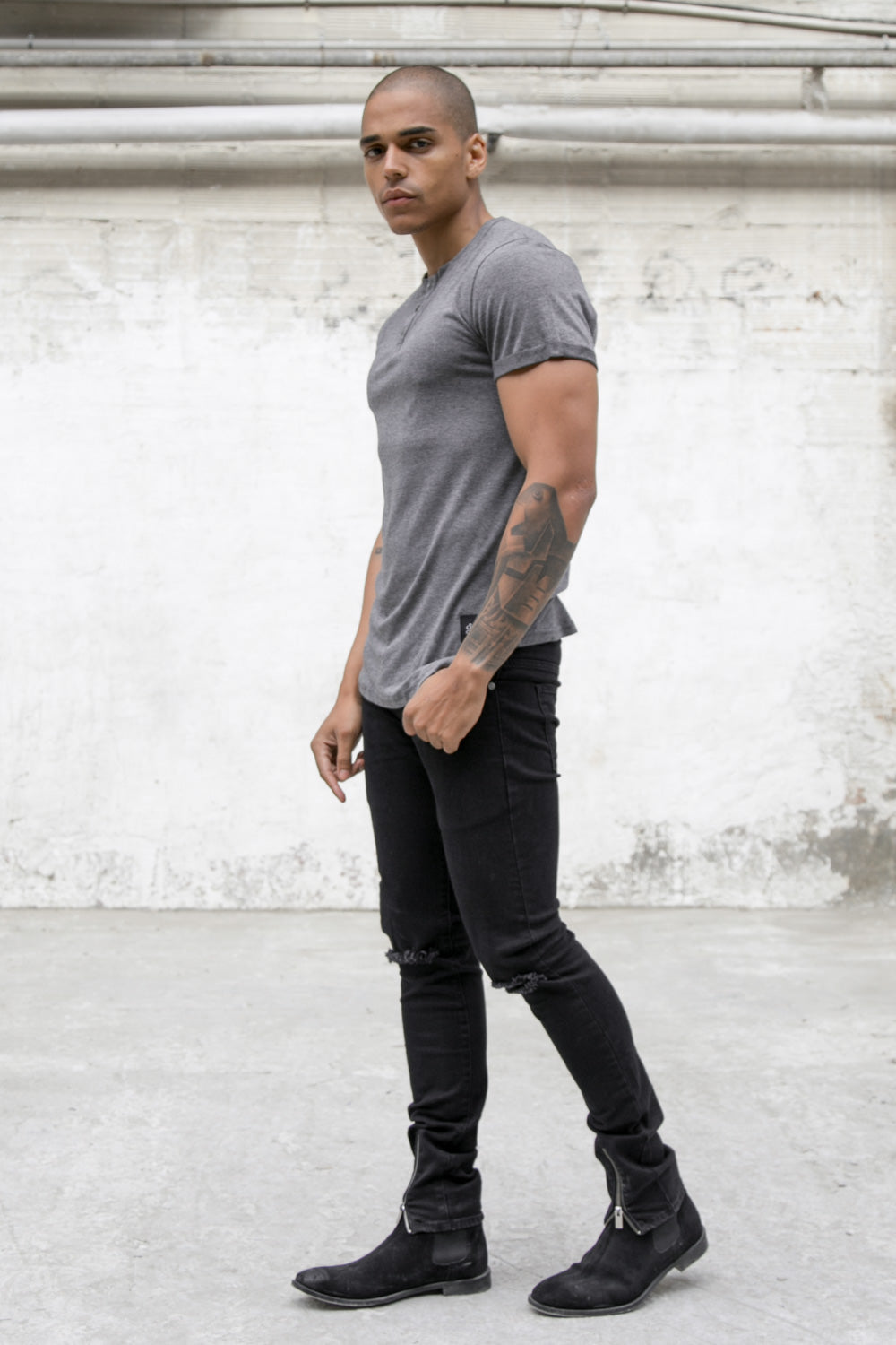 Sixth June - T-shirt col tunisien ajusté gris